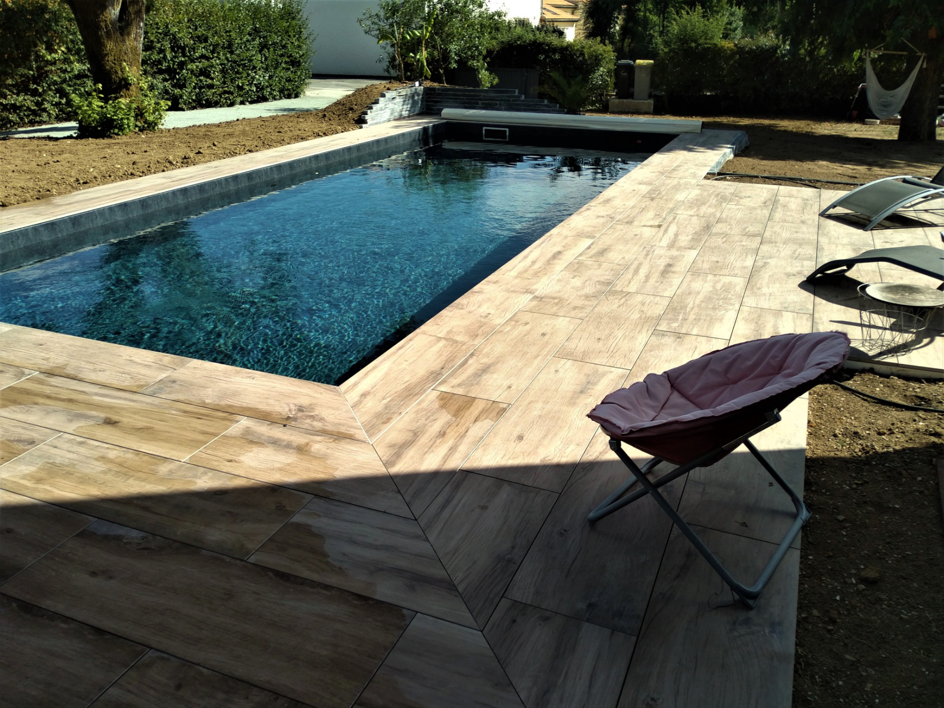 Am&eacute;nagement autour d'une piscine